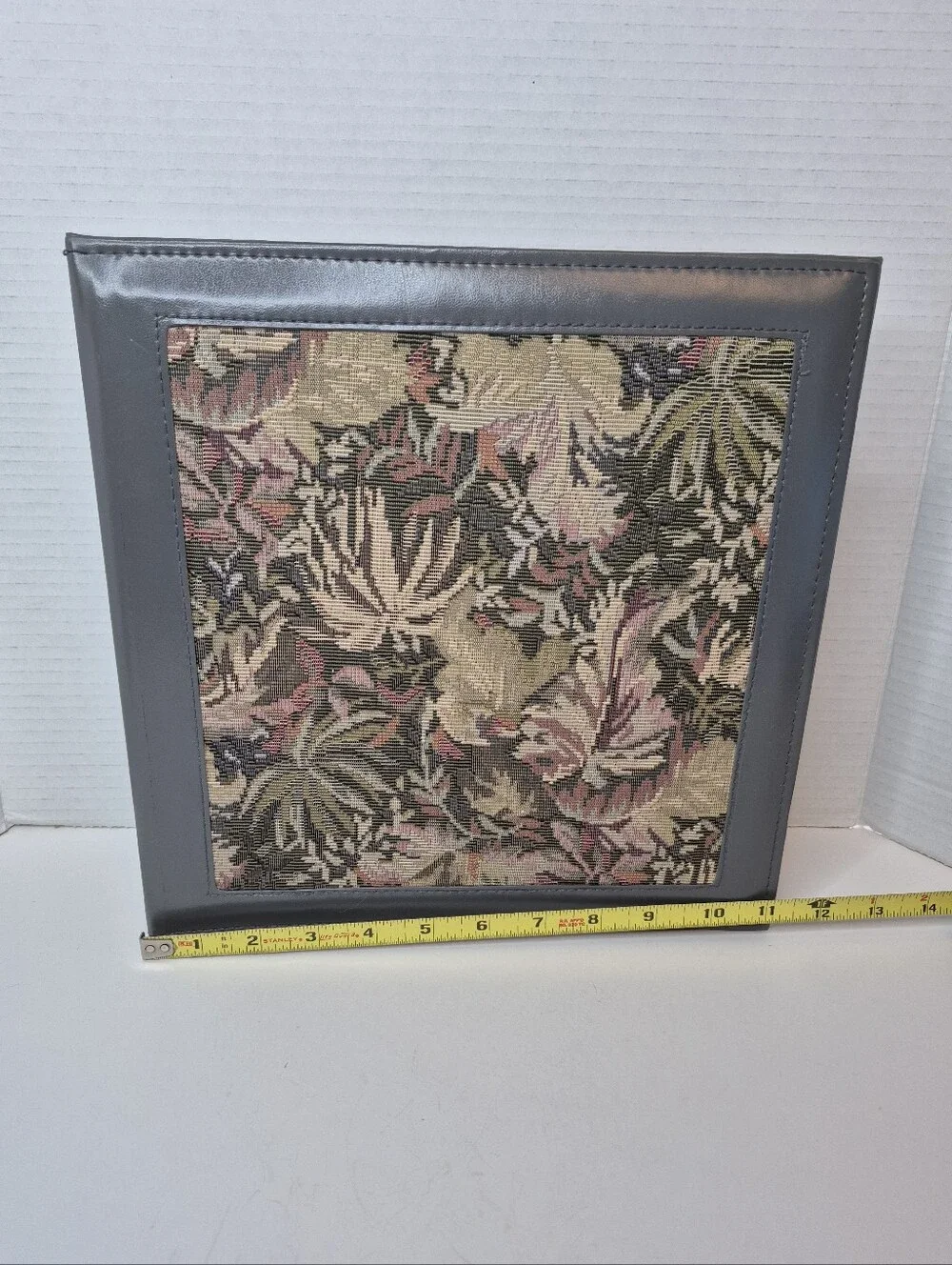 Vintage Tapestry and Faux Leather 3 Inch 3-Ring Binder Album w Page Protectors